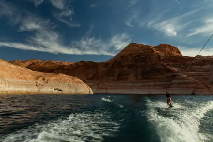 Lake Powell Water Database – exposed canyon walls and low water level with recreational activity