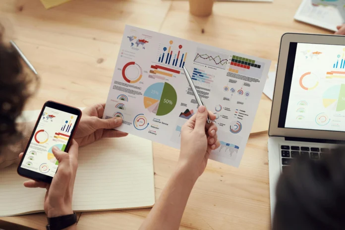 Visual representation related to “what is the FRED database” using example economic charts