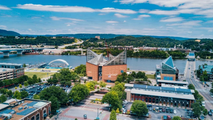 Aerial view of downtown Chattanooga, Tennessee, near the Tennessee Aquarium, illustrating the regional context of the Tennessee Business Entity Search.